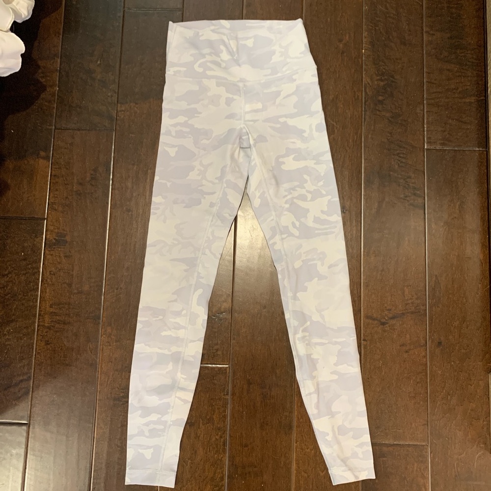 Wunder Under Tight White/Grey Camo